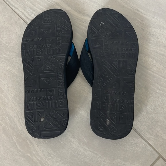 Quiksilver Men’s flip flops size 11 - Picture 4 of 4
